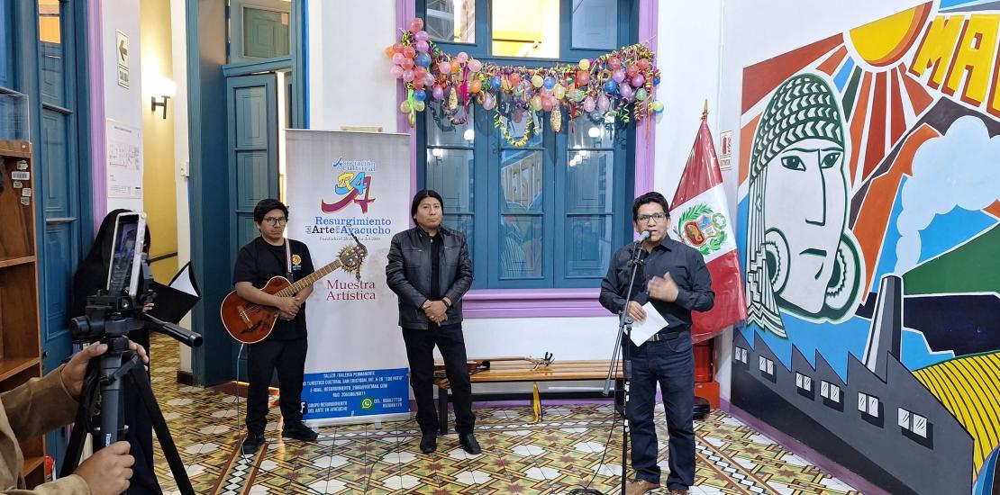 Exposición colectiva viajando al interior de Ayacucho "25 años de resurgiendo" de la Asociación Cultural Resurgimiento del arte en Ayacucho