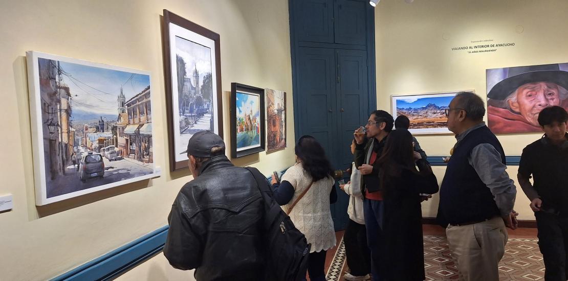 Exposición colectiva viajando al interior de Ayacucho "25 años de resurgiendo" de la Asociación Cultural Resurgimiento del arte en Ayacucho